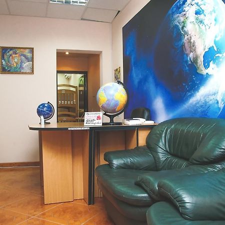 Globus Hostel Kyiv Eksteriør billede