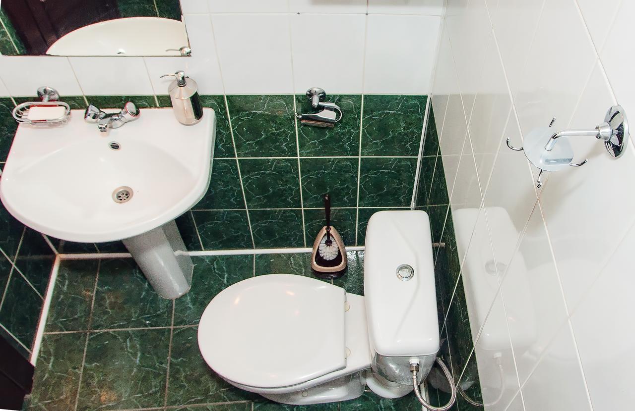 Globus Hostel Kyiv Eksteriør billede