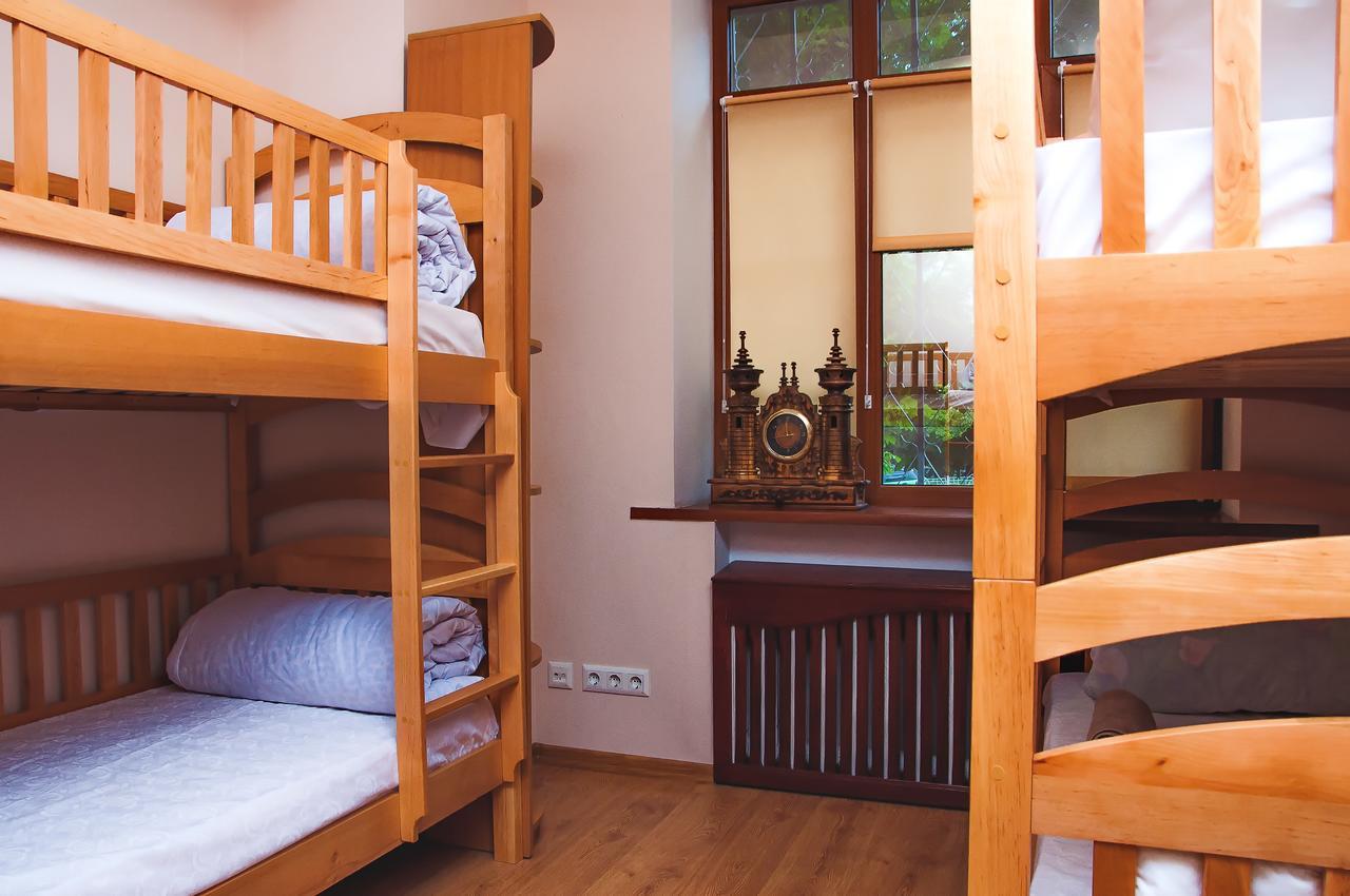 Globus Hostel Kyiv Værelse billede